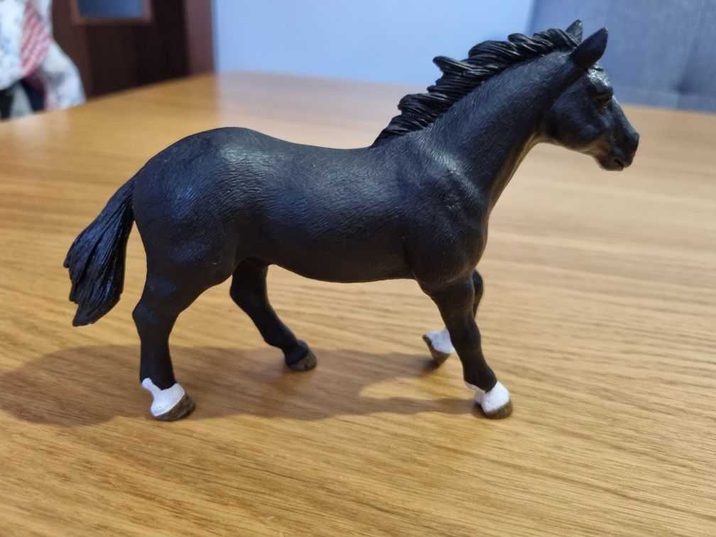 Konik schleich figurka ogier