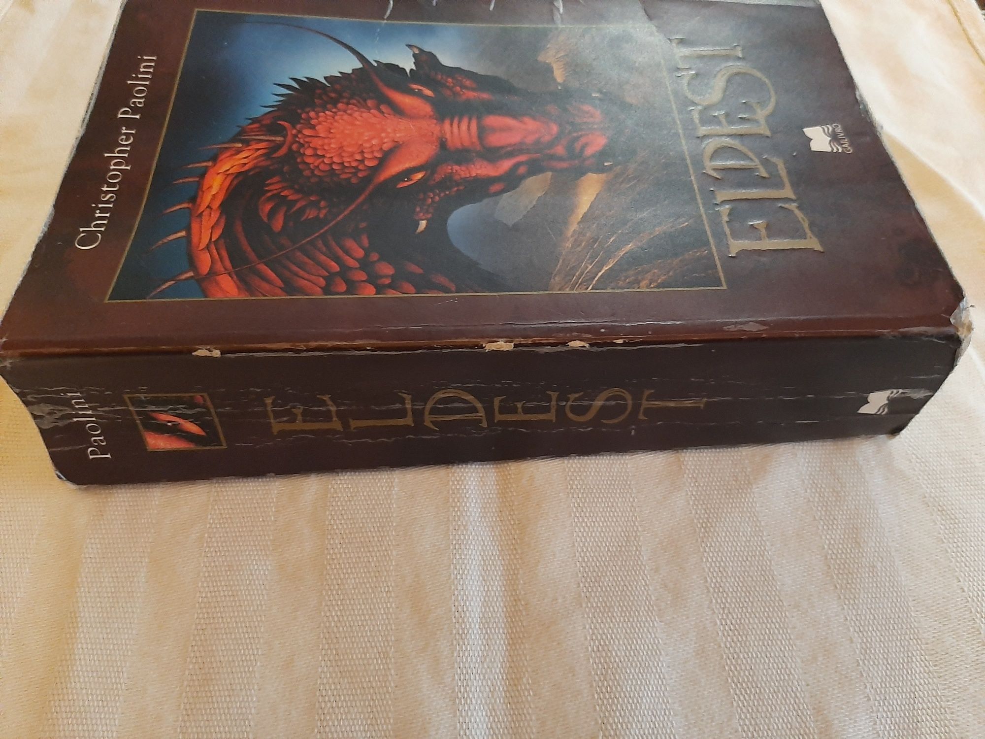 Livro ELDEST de Christopher Paolini