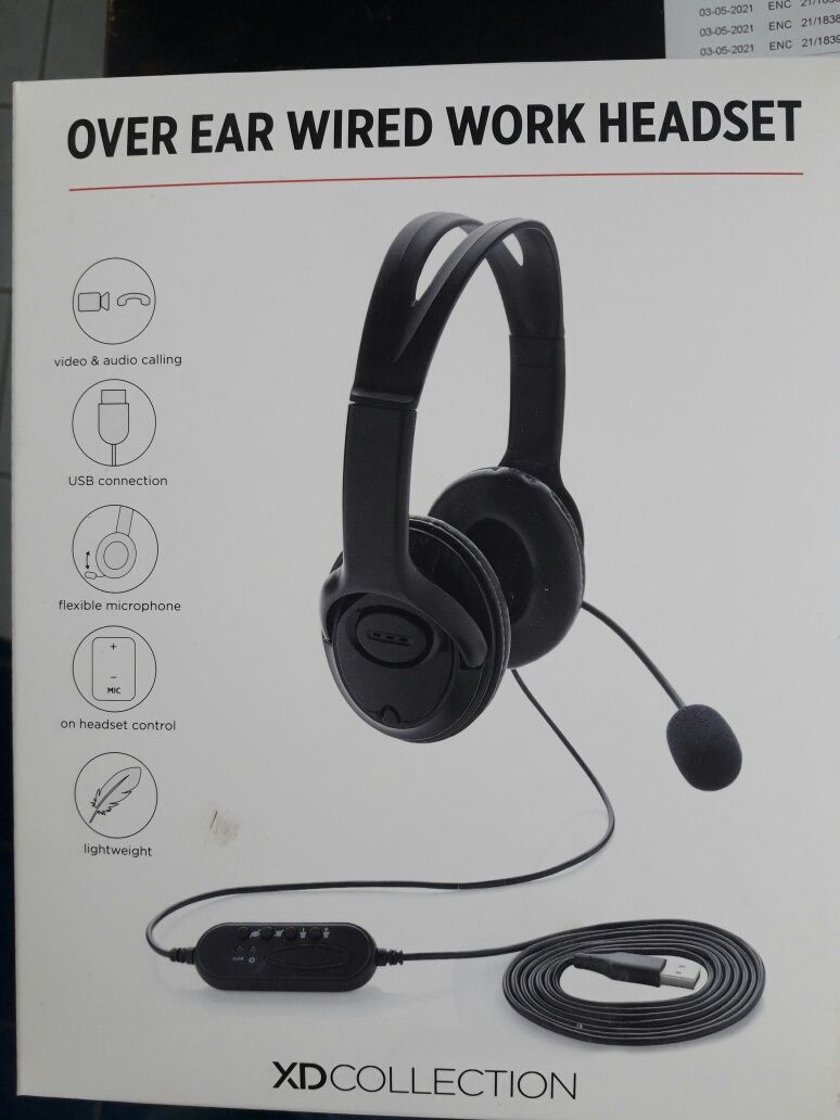 Auriculares com microfone