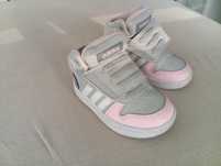 Buty Adidas dla dziewczynki
