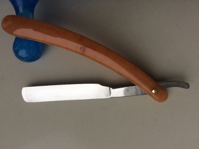 Бритва опасная"ГРАВЮРА" 1965г.