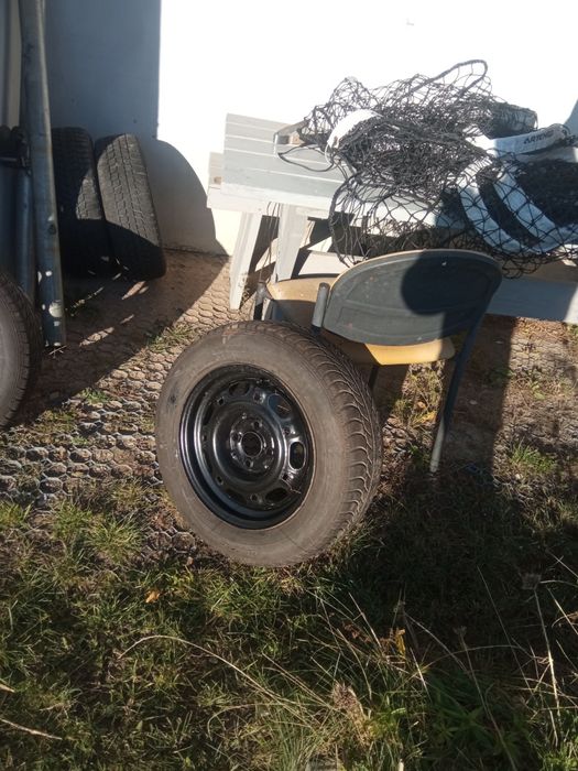 Sprzedam felgi stalowe