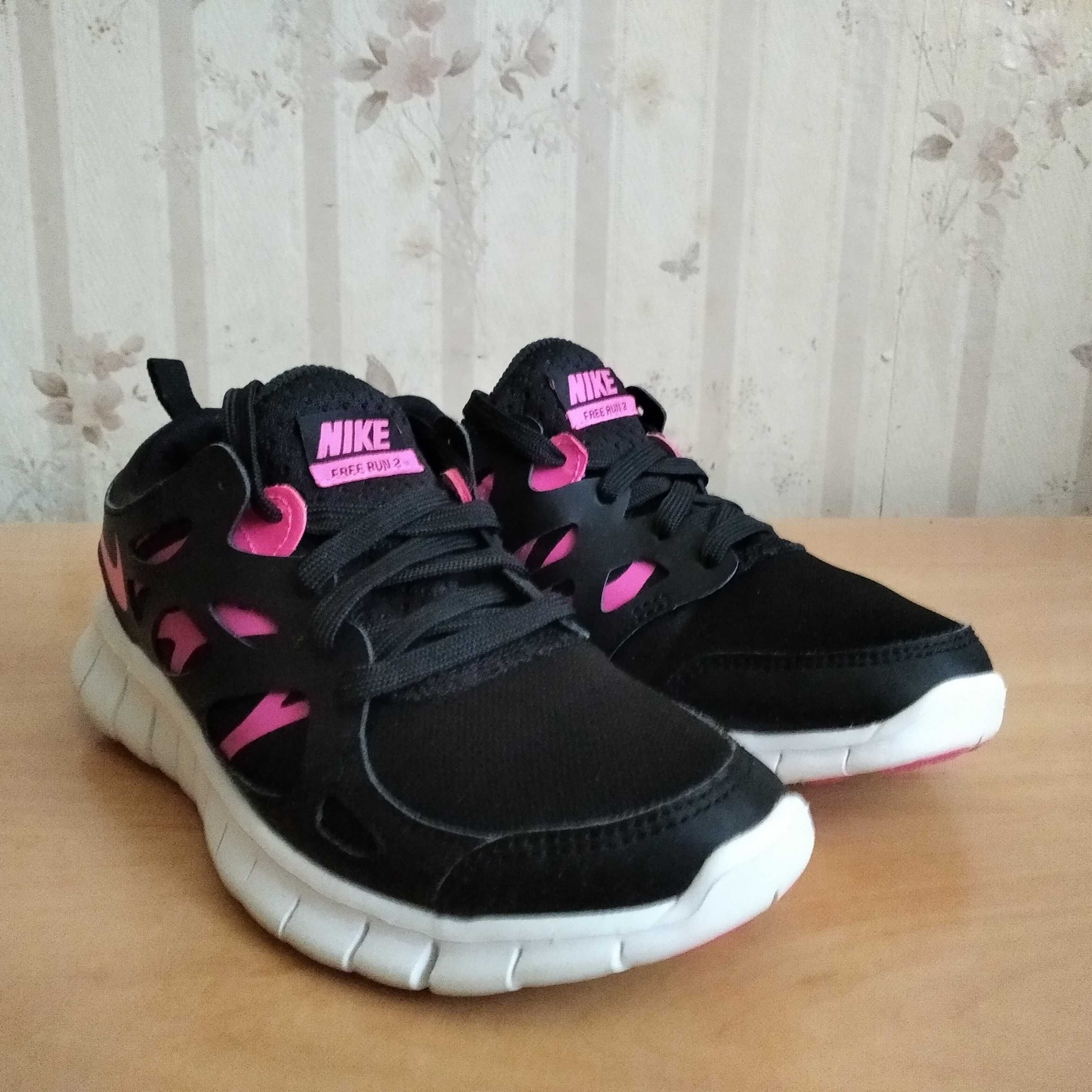 Profesjonalne buty biegowe NIKE FRE RUN 2 roz.eu-35.5