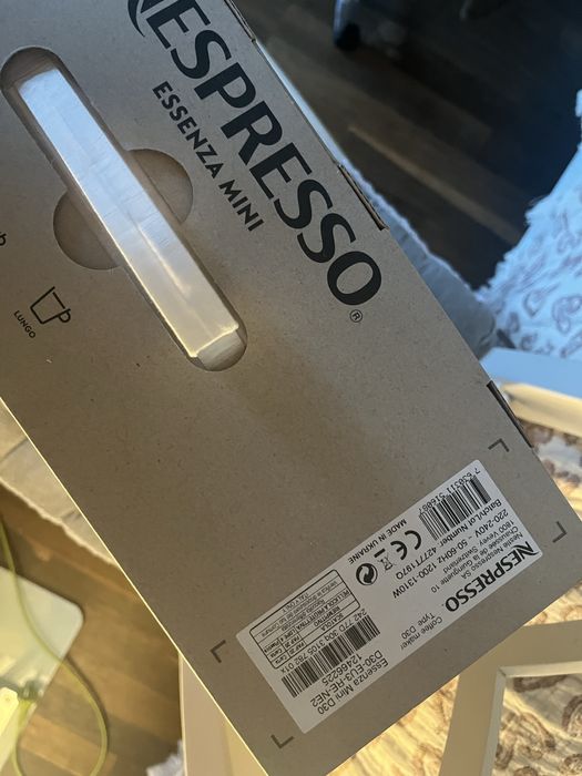 Капсульна кофеварка «NESPRESSO»