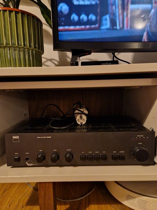 Amplificadador NAD 3020B