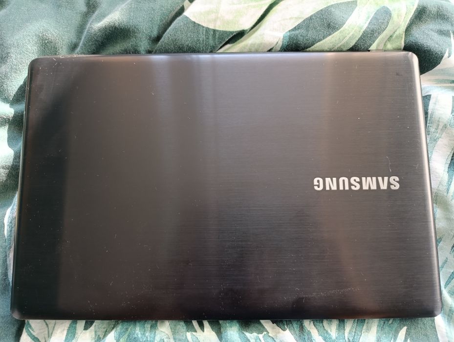 Samsung NP370E5L 15,6 cała 8GB RAM, 500 GB SSD NVIDIA 920 quadro