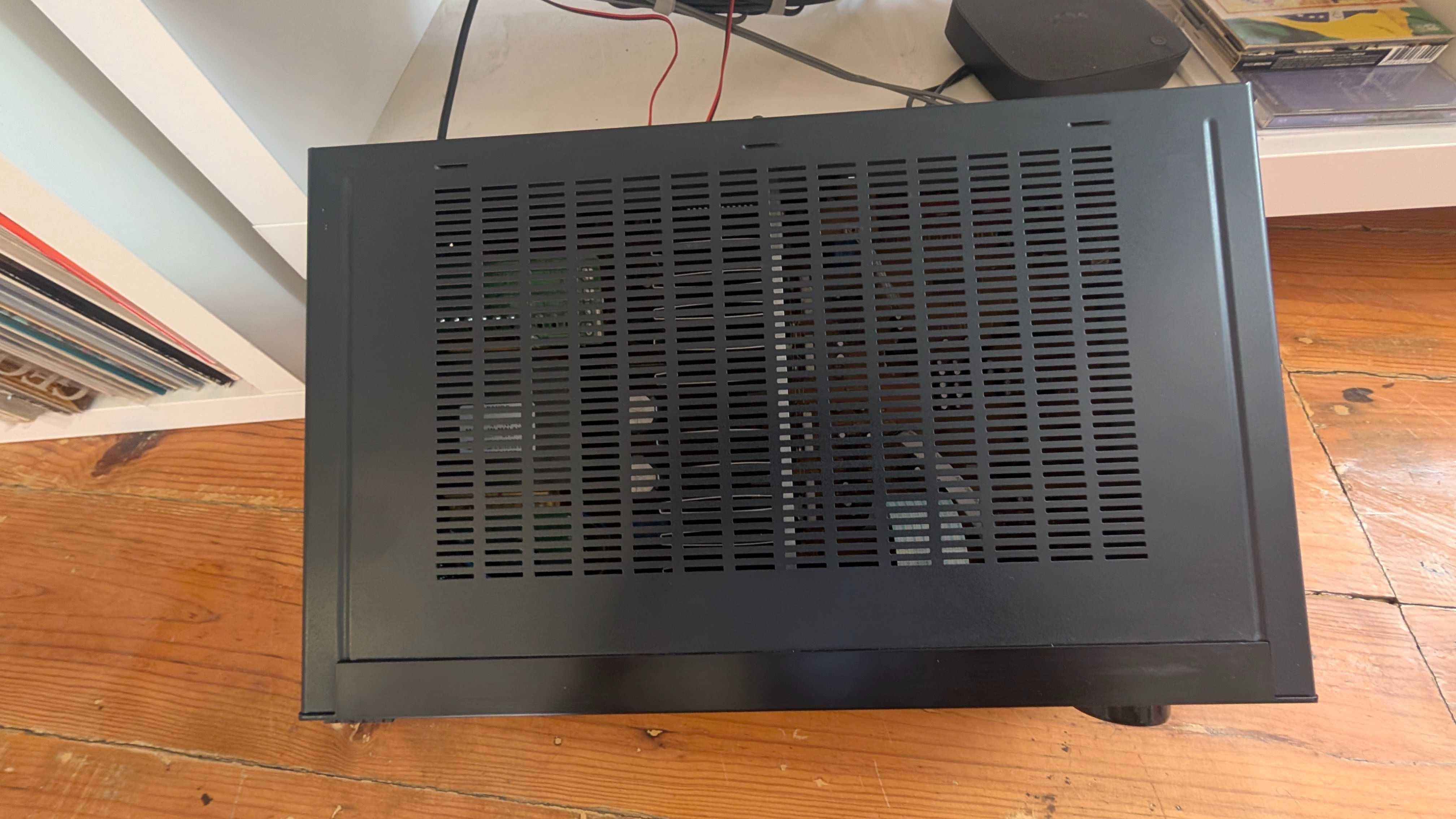Amplificador Sony STR-D265 – Som potente e estilo clássico!