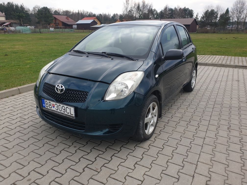 Toyota yaris II 1.3 benzyna