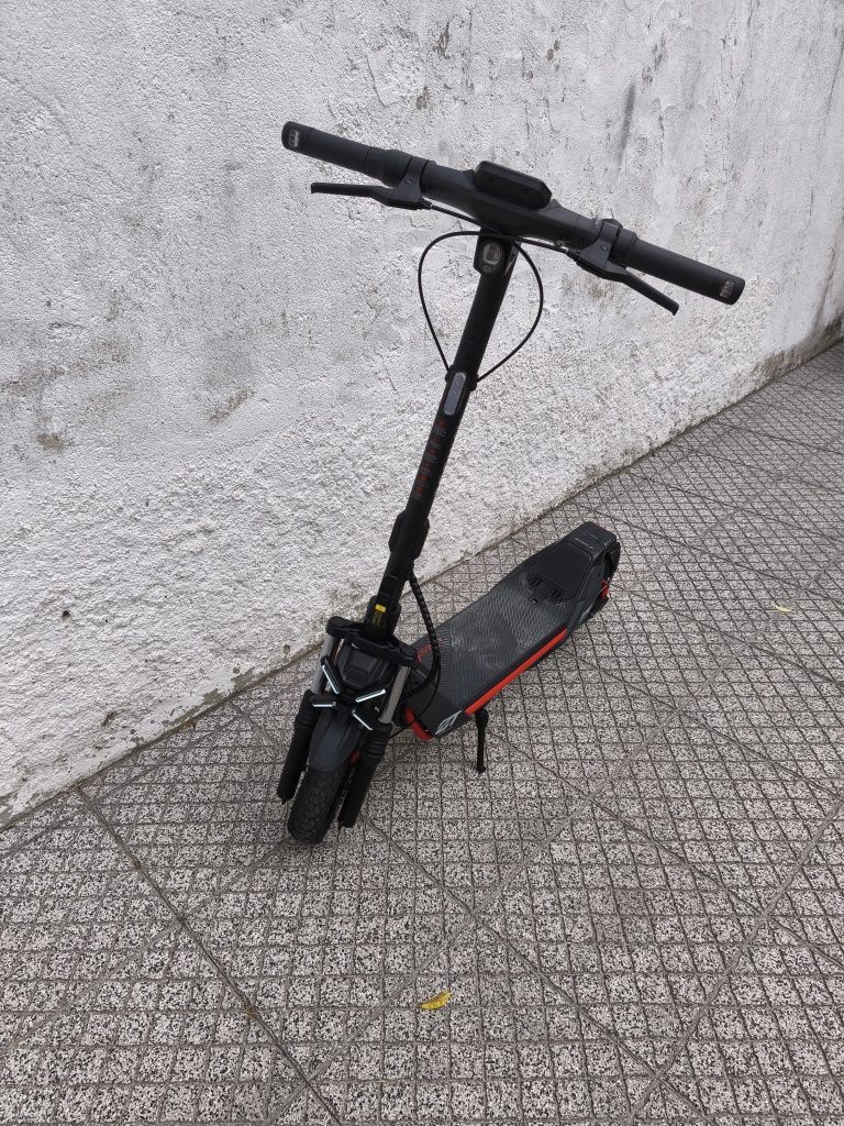 Trotinete Segway ZT3 PRO