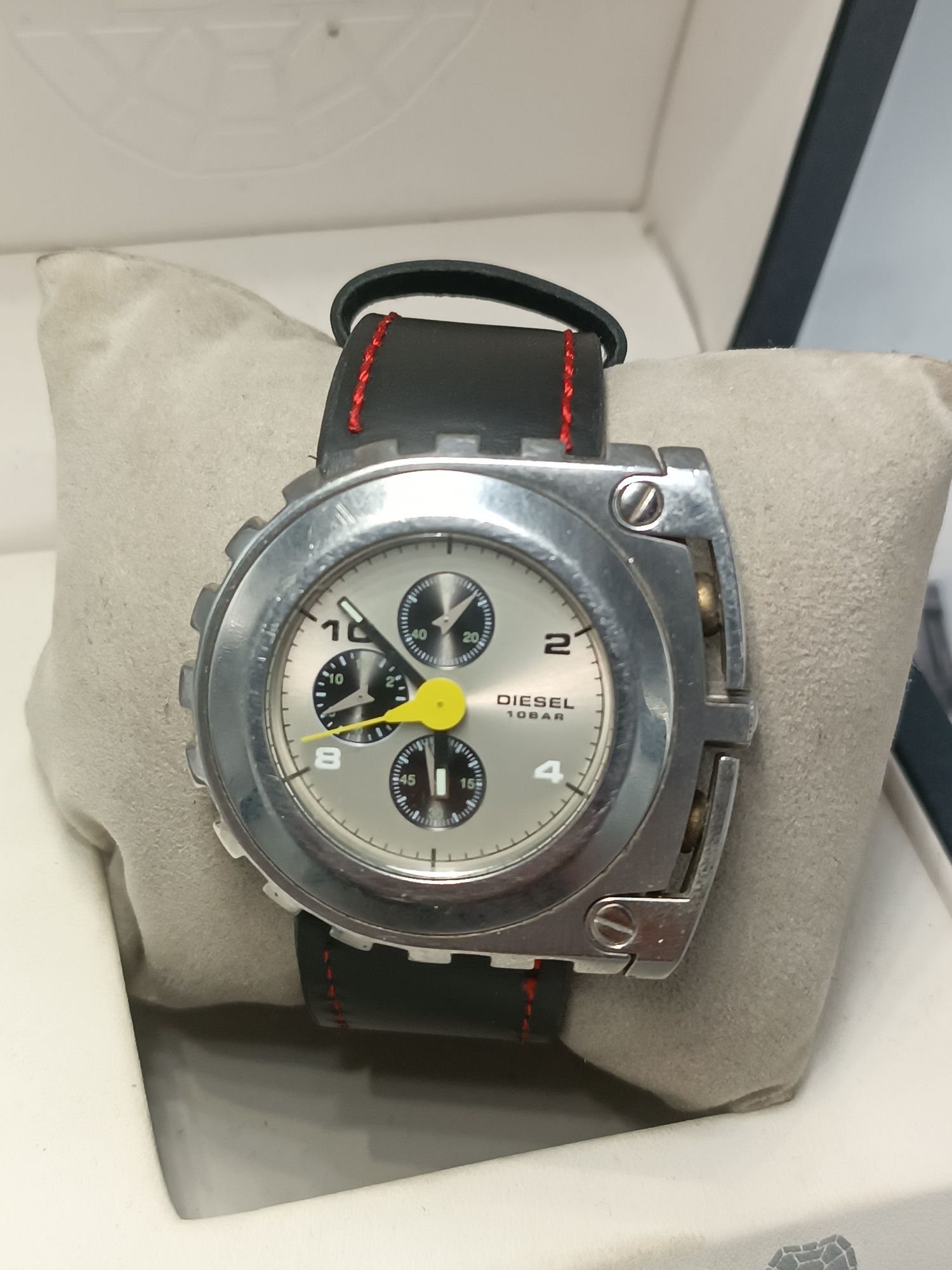 Zegarek diesel  chronograf 10 bar qartz vintage