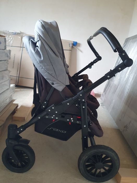 Дитяча коляска для двійні