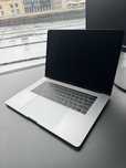 Laptop Apple MacBook Pro 15’ A1990