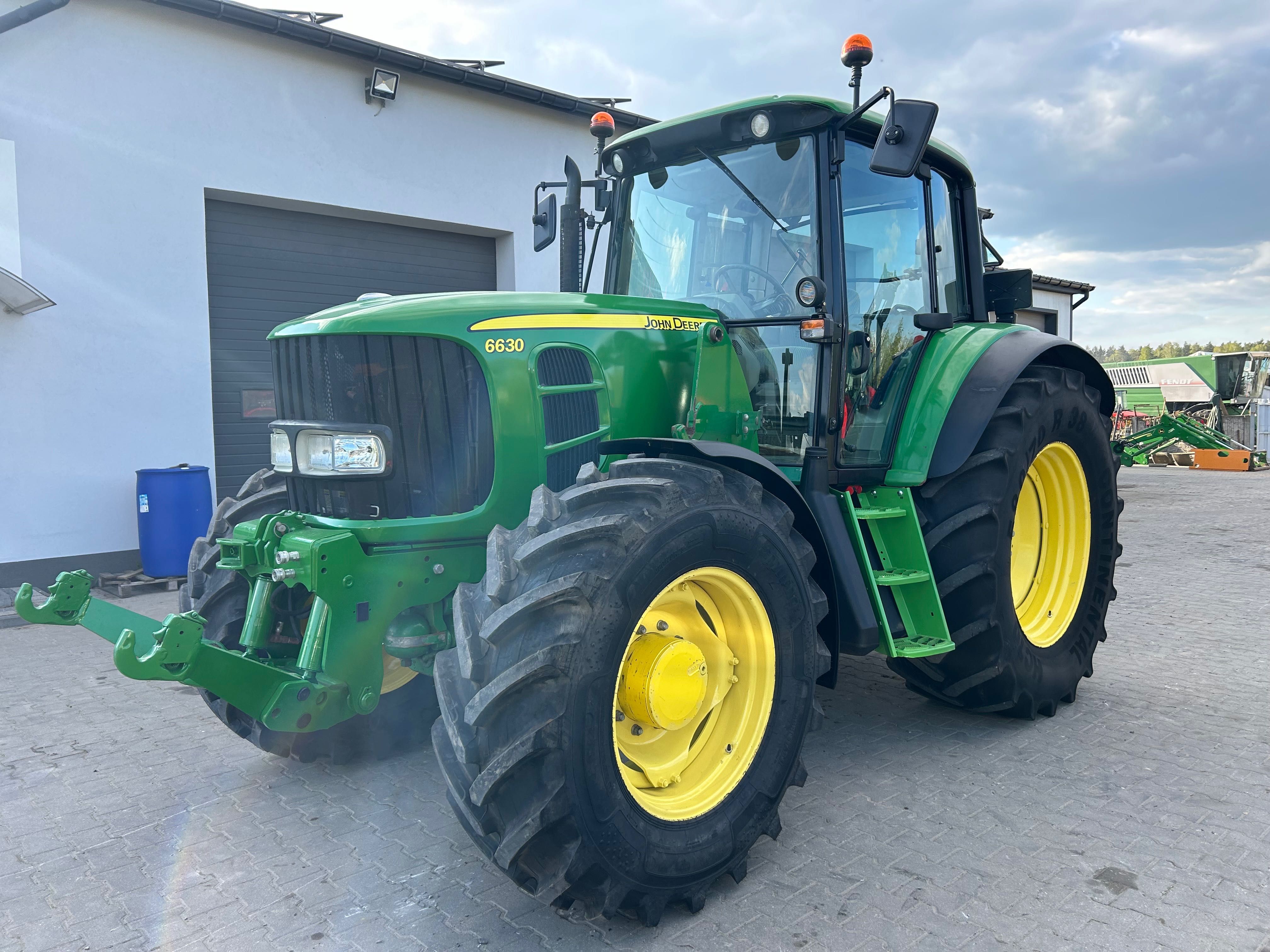 John deere 6630 rok 2010. 6820.6920