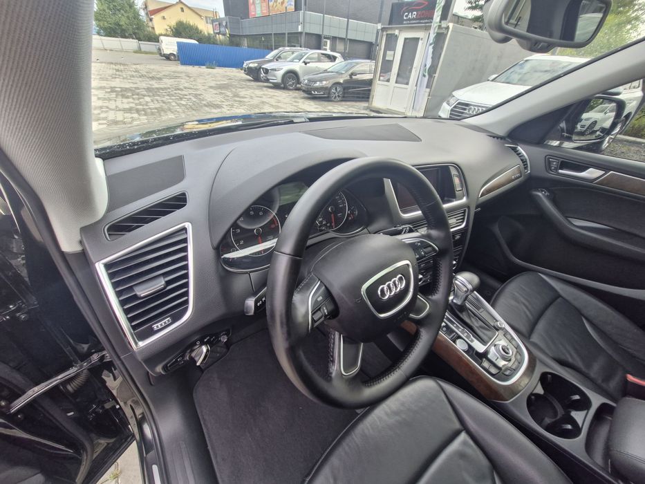 Audi Q5 Premium Plus