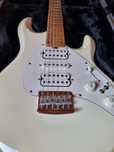Gitara Music Man Silhouette hsh