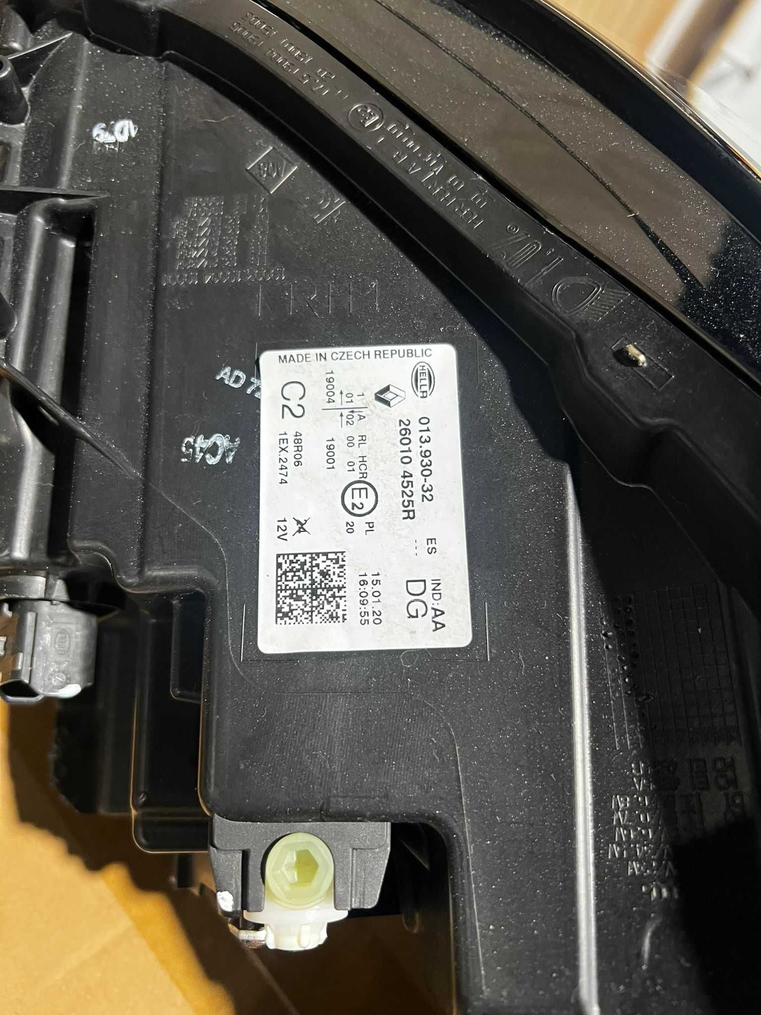 Farol/Ótica LED Renault Captur