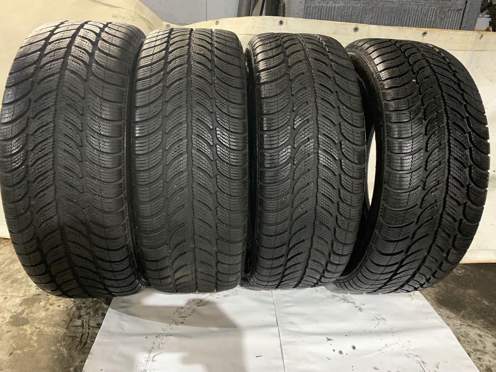 Резина Debica Frigo 205/55 R16 практически новая 21 года