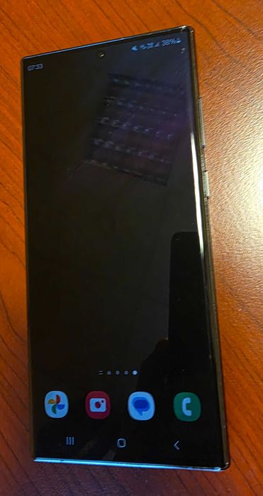 Samsung S22 Ultra 12/512 stan idealny, bateria zmieniona rok temu