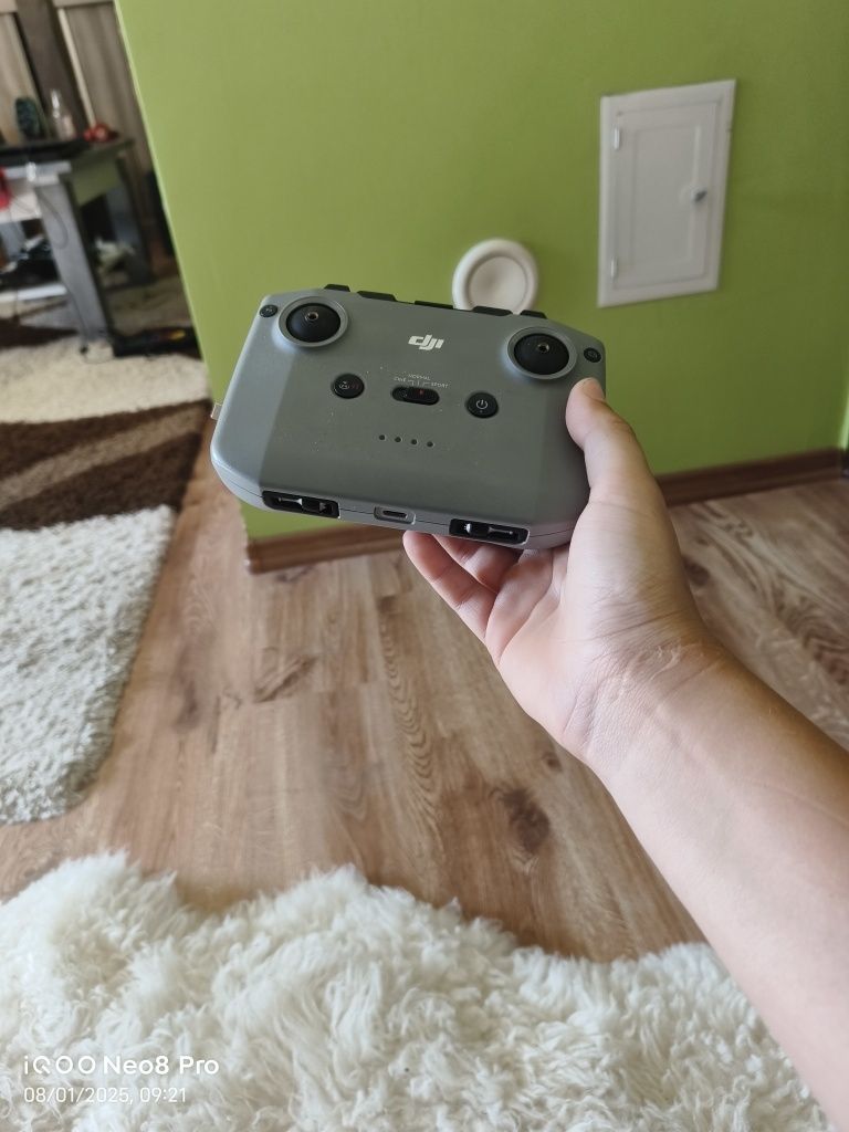 Dron DJI mini 2 dobry stan
