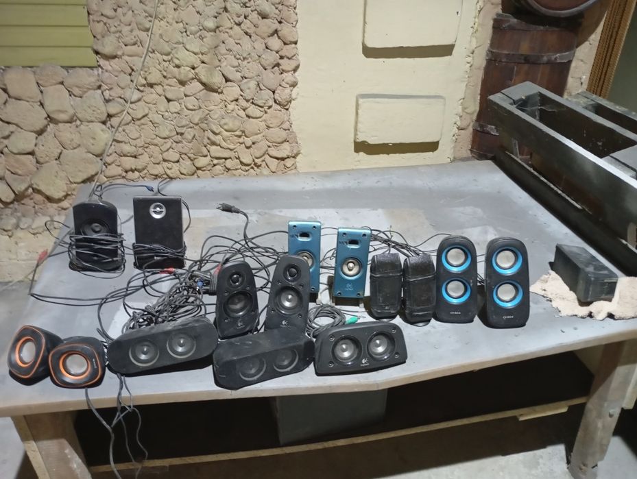 Срочно!!!Акустические колонки