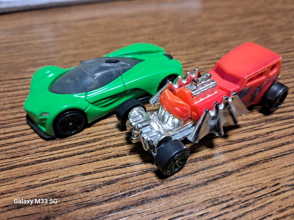 Машинки как Hot Wheels