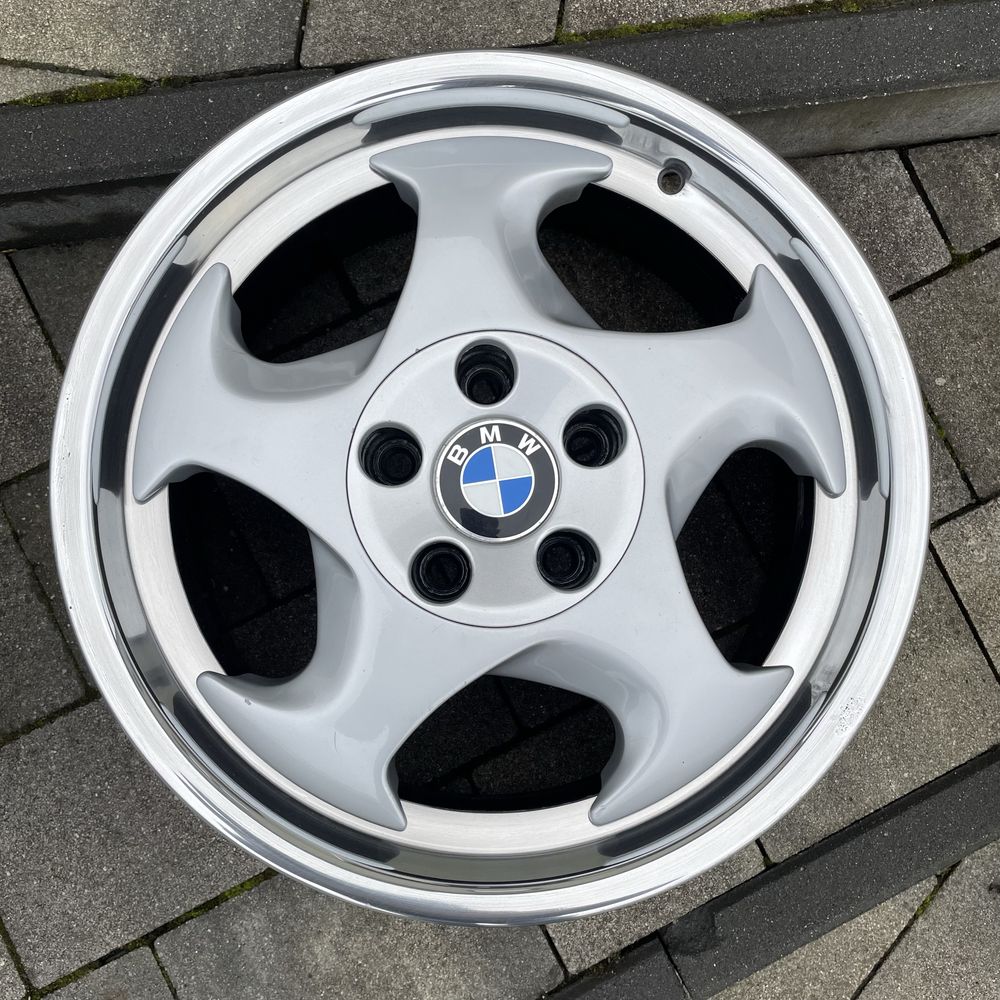 Felgi aluminiowe BMW Styling 21 M-System R17 5x120 8j et20 (e34,e36)