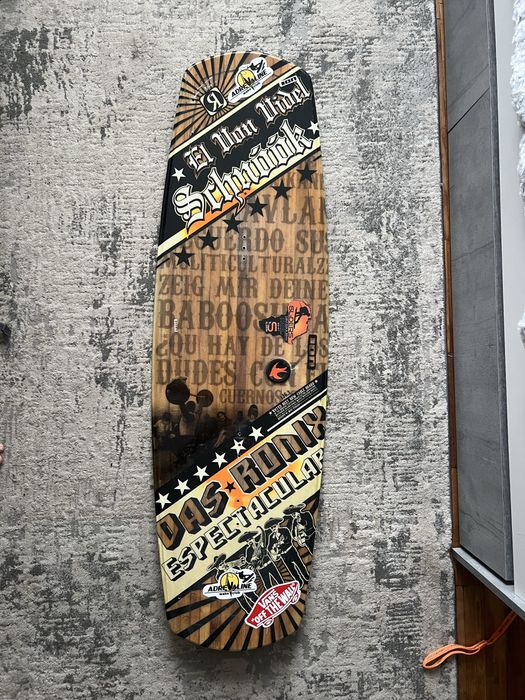 Вейкборд ronix 136.3см