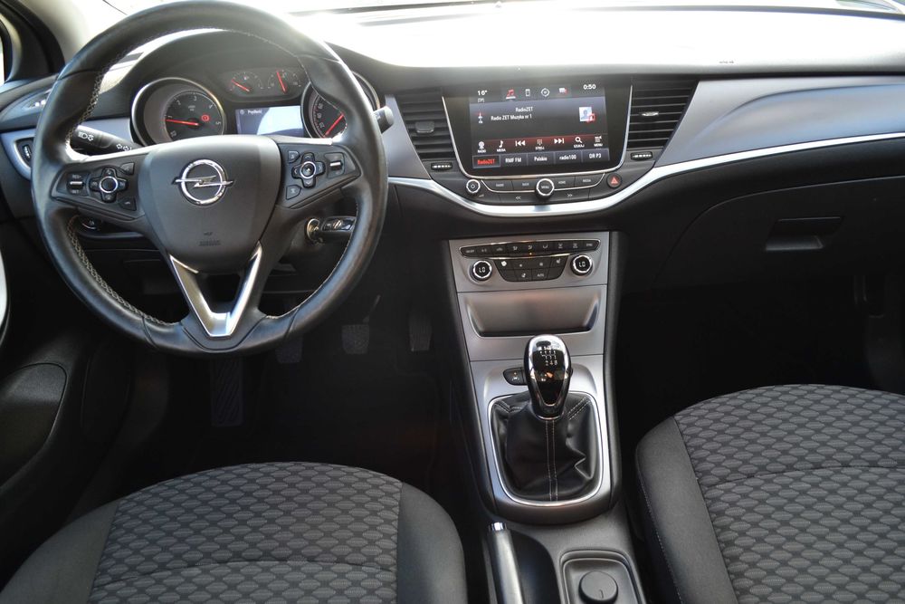Opel Astra 1,6 CDTi 110km Hatchback 5-Drzwi eco FLEX ZAREJESTROWANY