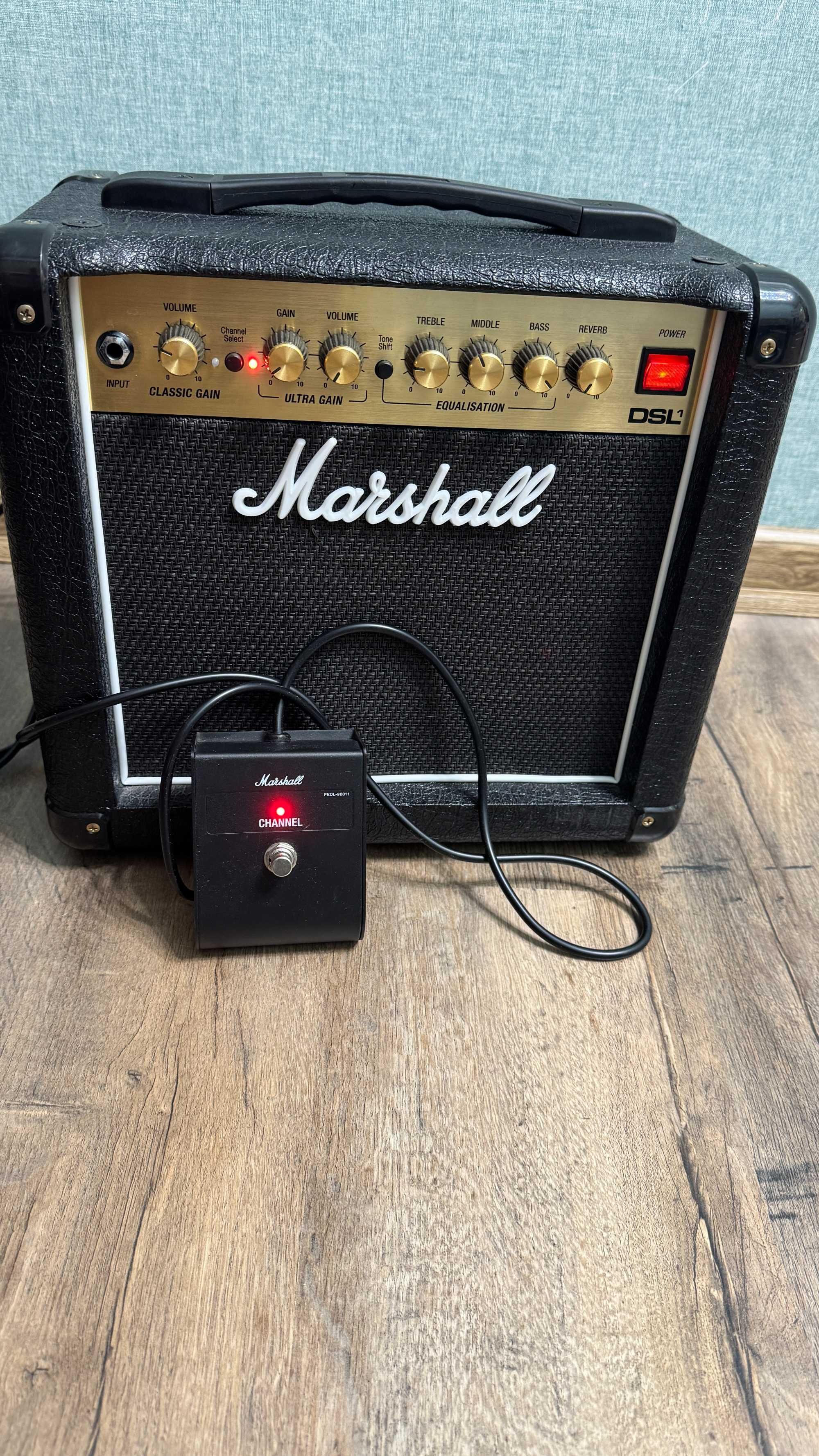 Ламповий гітарний комбопідсилювач Marshall DSL1 потужн. 1 Вт + футсвіч
