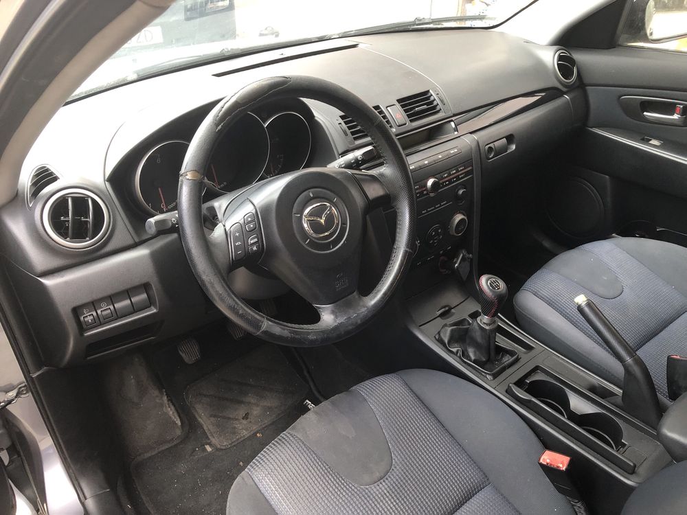 Mazda 3  1.6 hdi