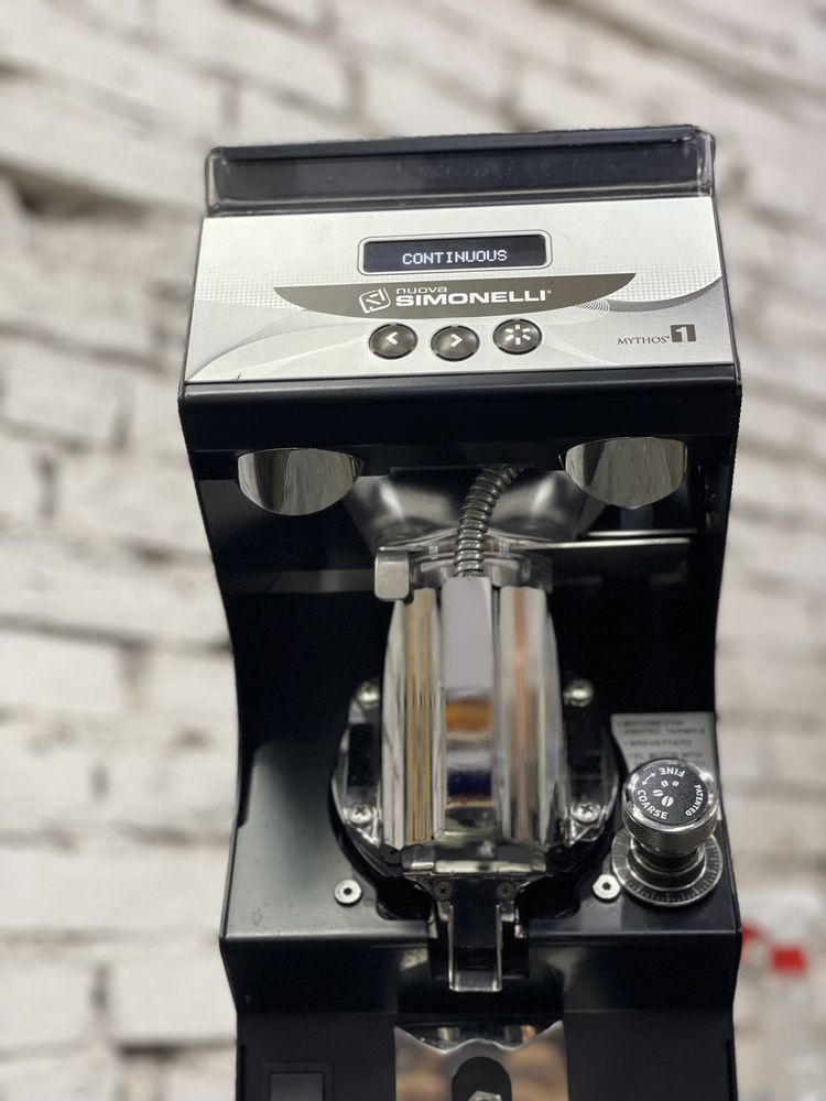 Кофемолка Nuova Simonelli Mythos One