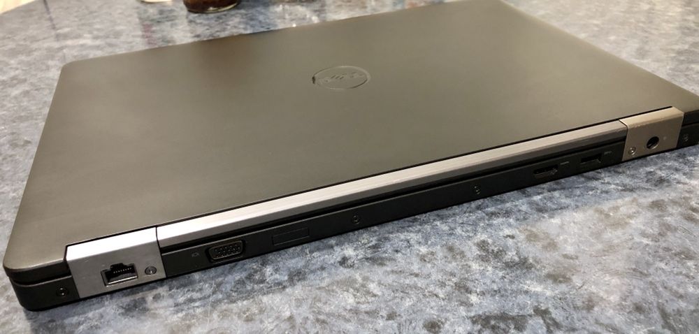 Продам Dell E5570 intel i7 з США Новий SSD M2 NVMe 240 Gb RAM 16 Gb