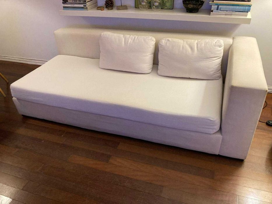 2 Sofás "area store", com combinações variadas