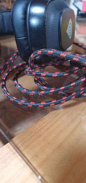 Słuchawki nauszne przewodowe GENESIS Radon 720