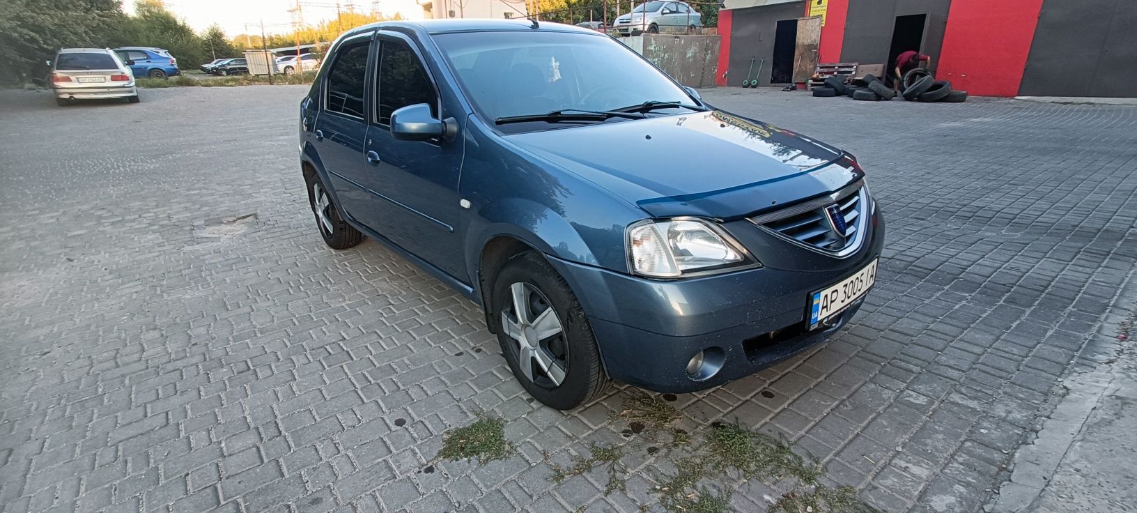 Дачиа Логан продам