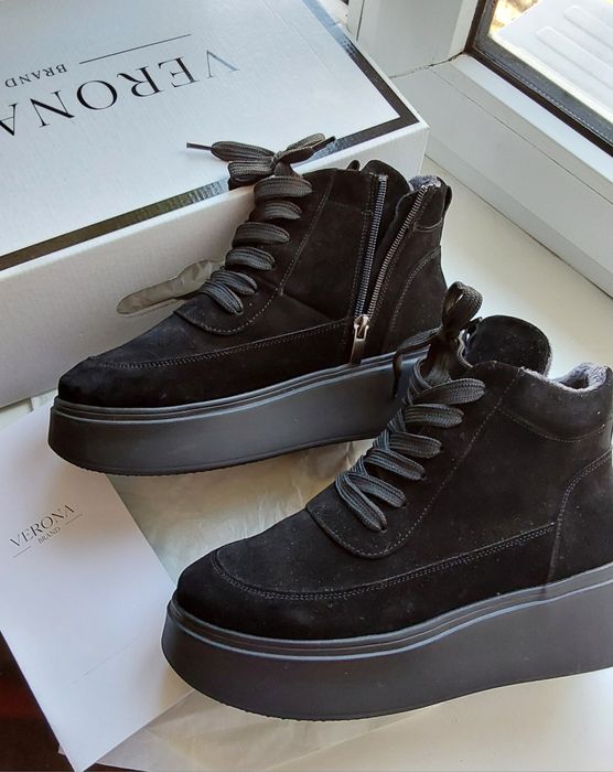 Новые чёрные хайтопы/ботинки/сапоги/кроссовки