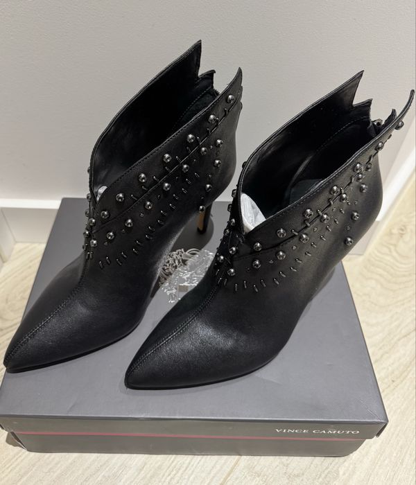 Жіночі ботильйони Vince Camuto