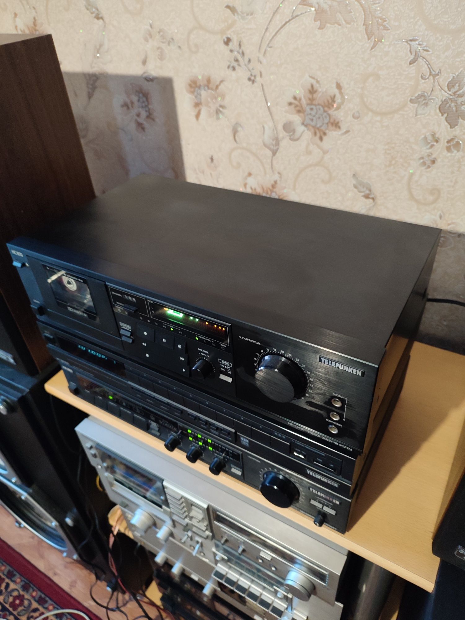 Стойка telefunken.