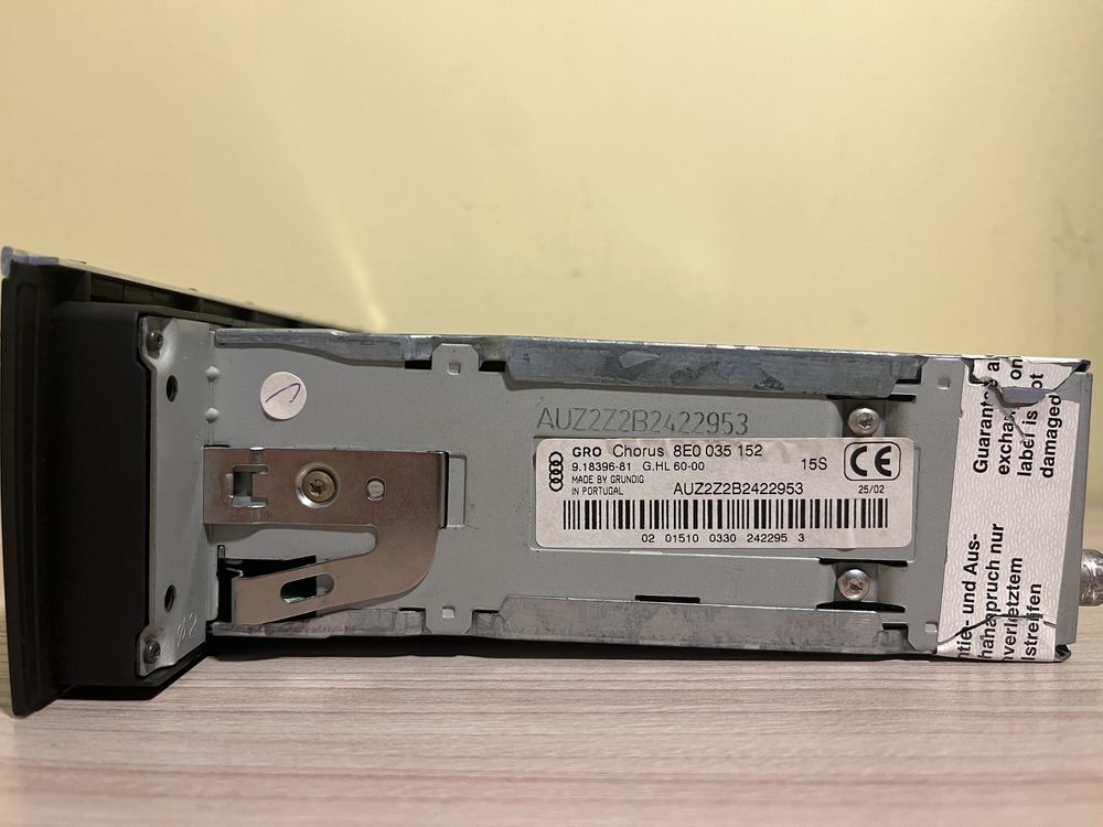 Radio Audi Chorus 2 A4 B6/B7 - ORYGINAŁ , SPRAWNE , Z KODEM