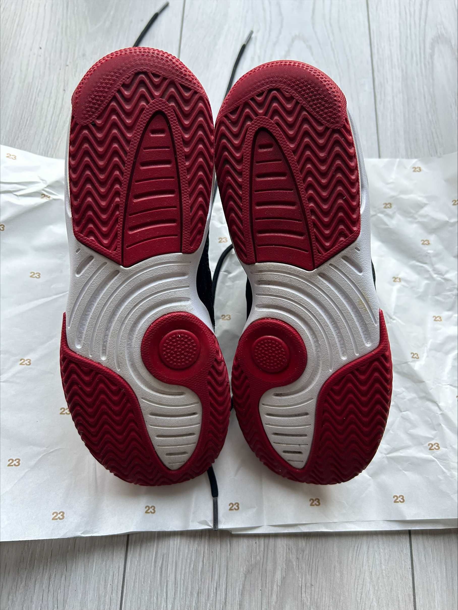 Jordan MAX AURA roz. 37,5 stan idealny