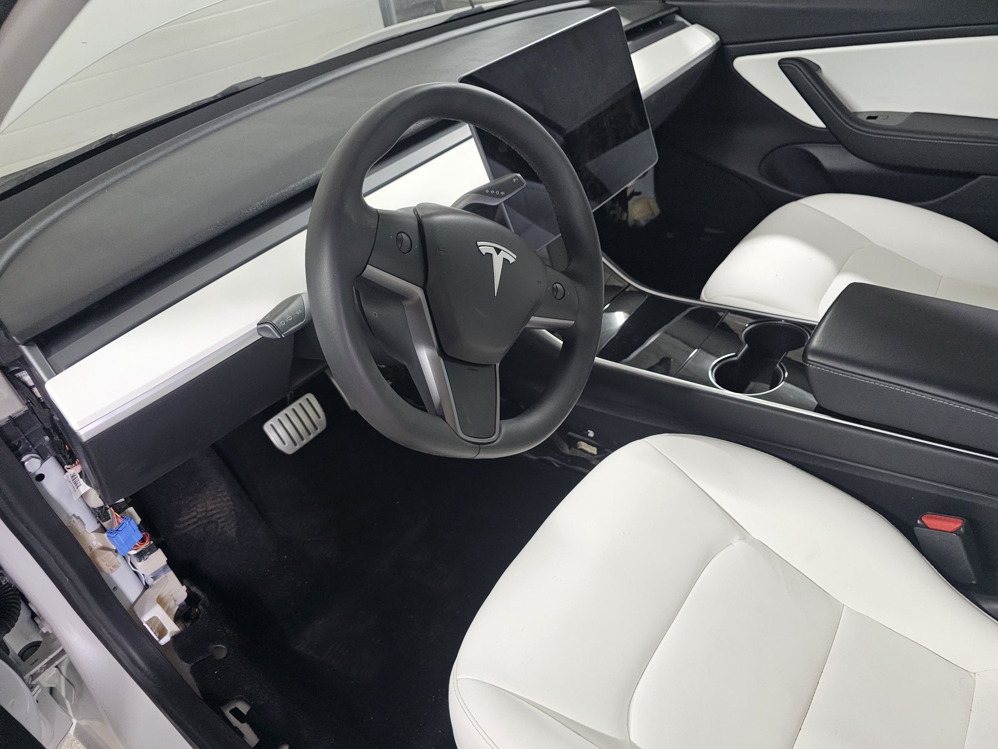 Tesla Model 3 M3 2020 года Разборка Бампер Капот Фары