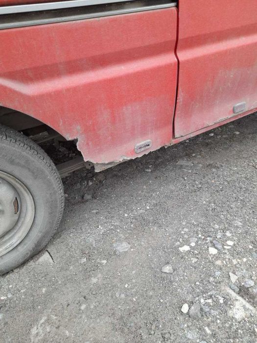 Mazda e 2000 e2200 на розборку на ходу