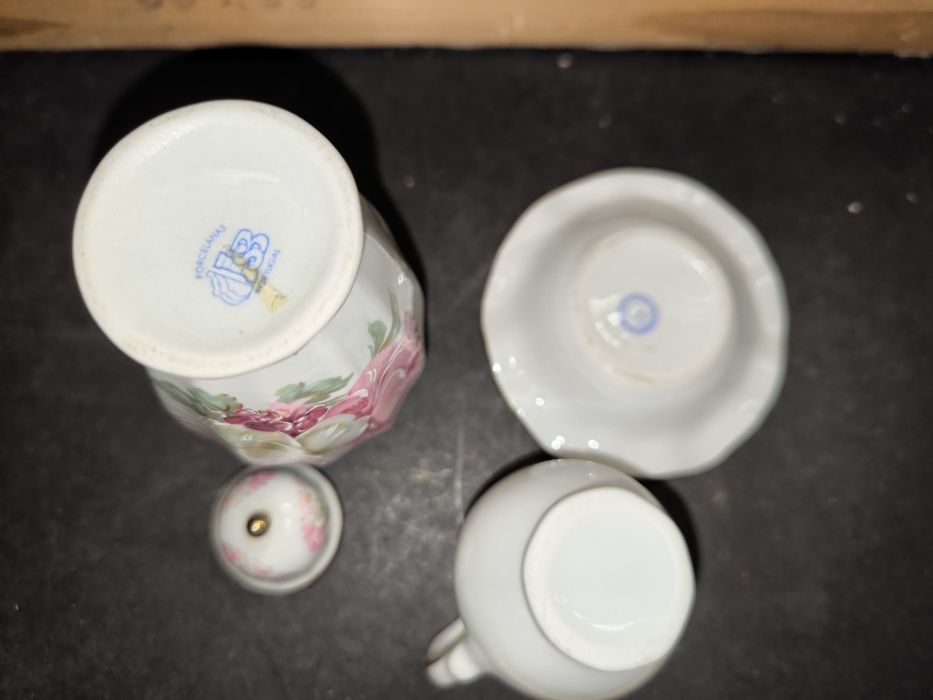 Mini Conjunto Porcelana Portuguesa Antiga.
Mini conjunto de porcelana