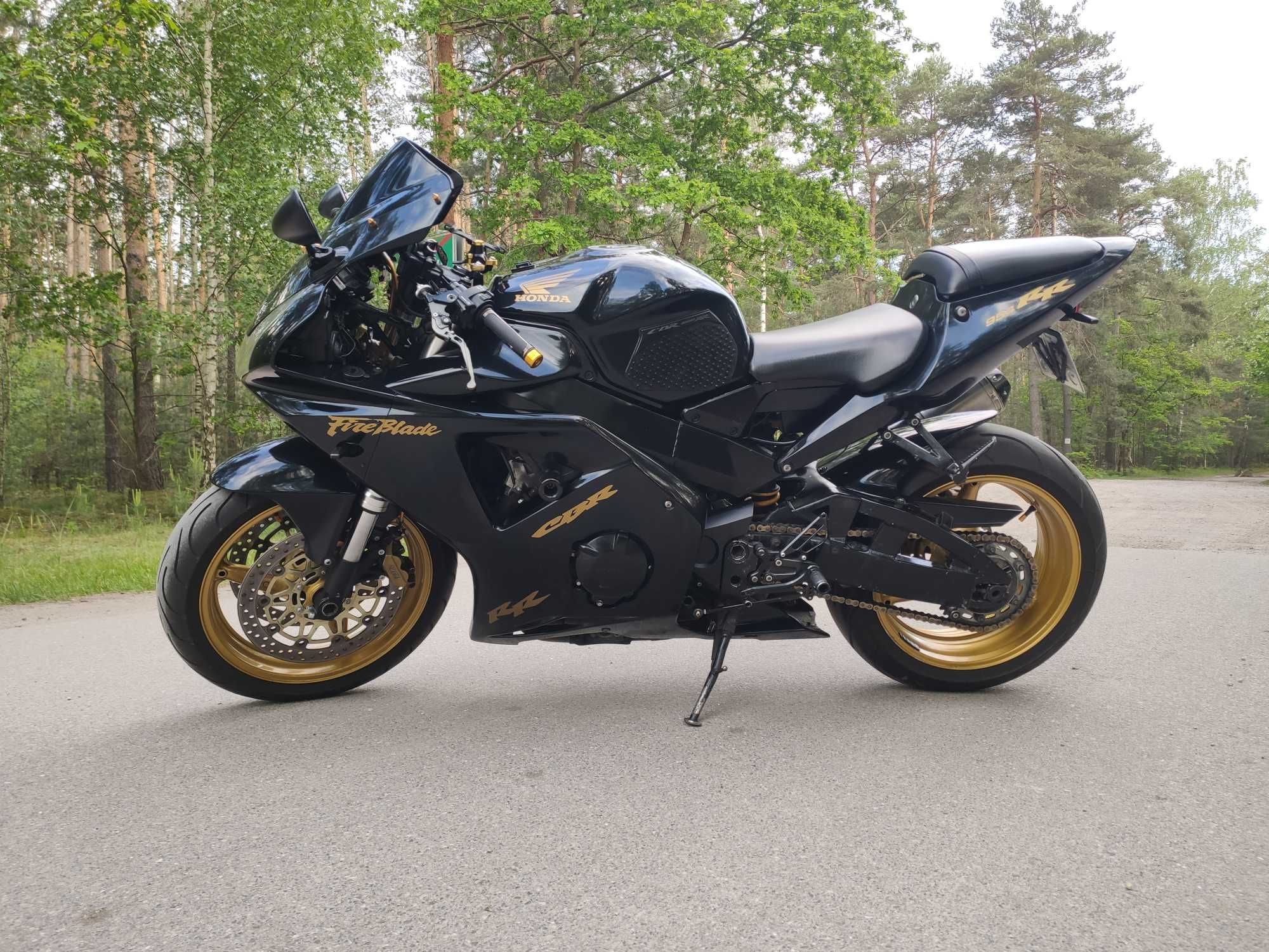 Honda CBR 954 fireblade 900rr