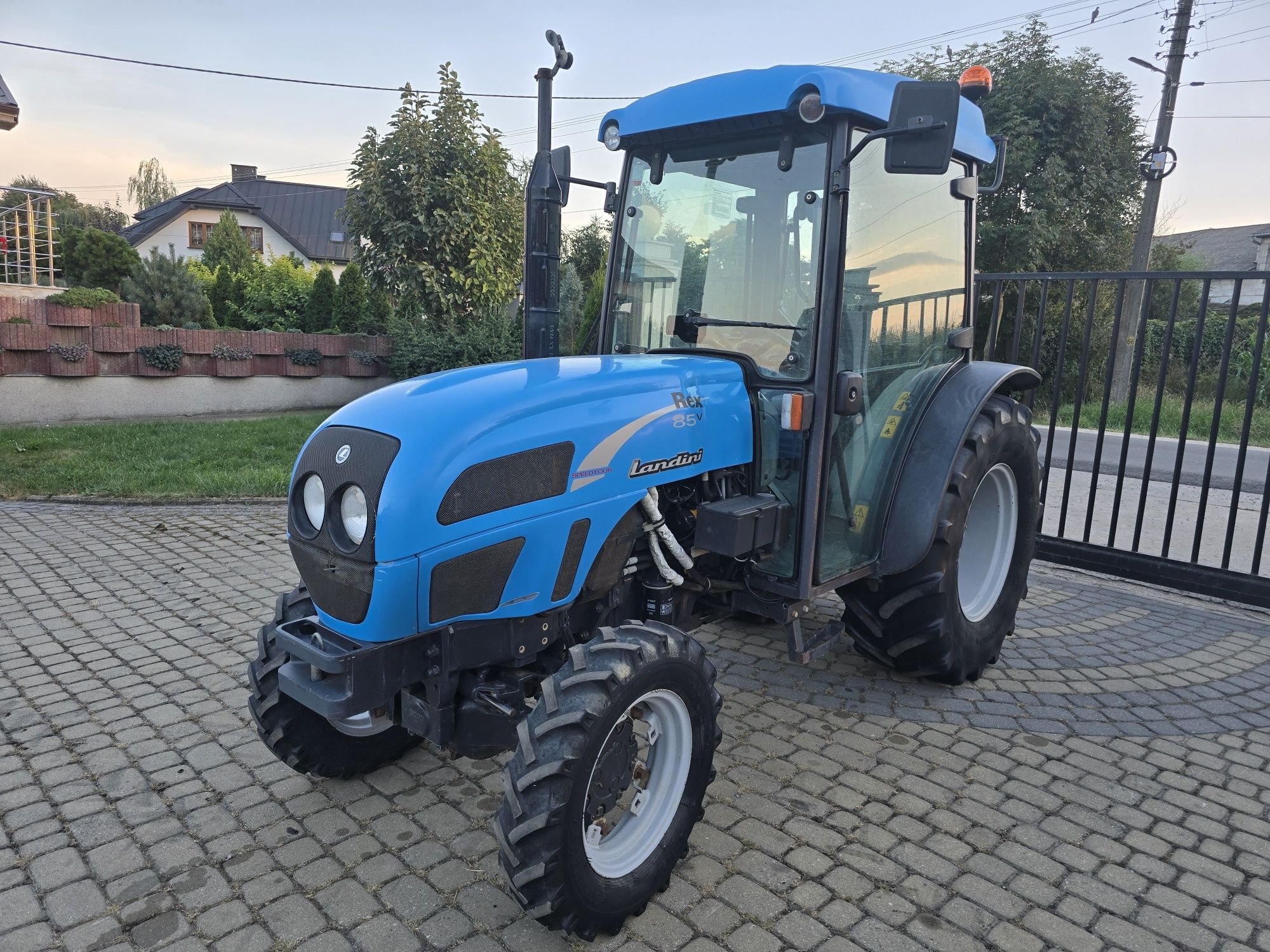Landini Rex 85V Klimatyzacja 4x4 sadowniczy sadownik