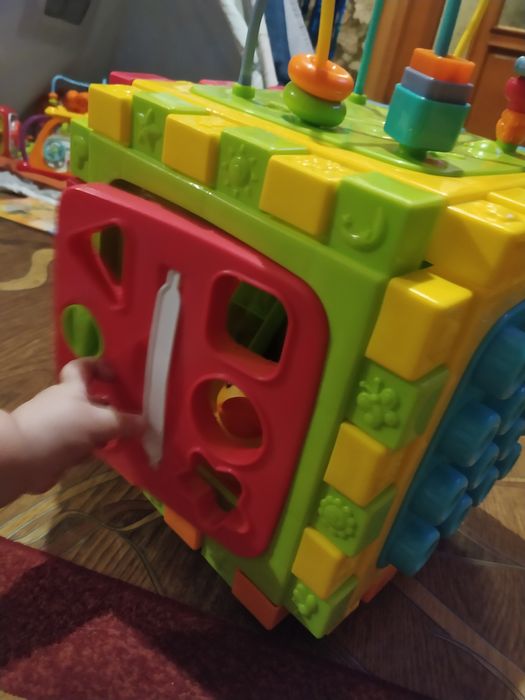 Бизи куб бизикуб