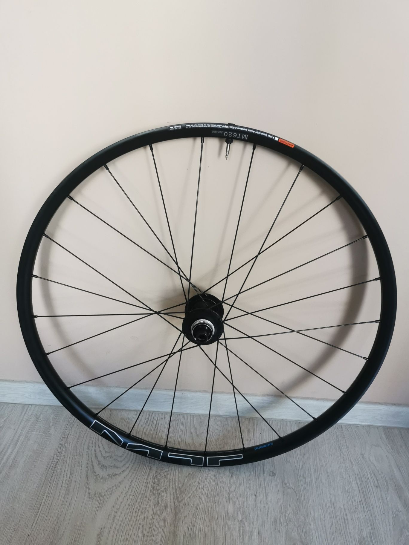 Nowe koło 29 tył Shimano MT-620/WH-MT 620-B 30C