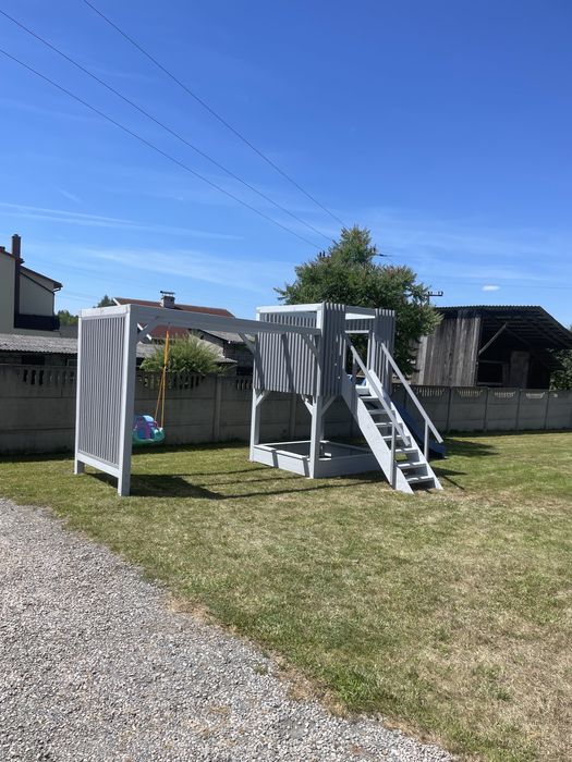 Domki place zabaw dla dzieci solidne z drewna suszonego KVH/BSH