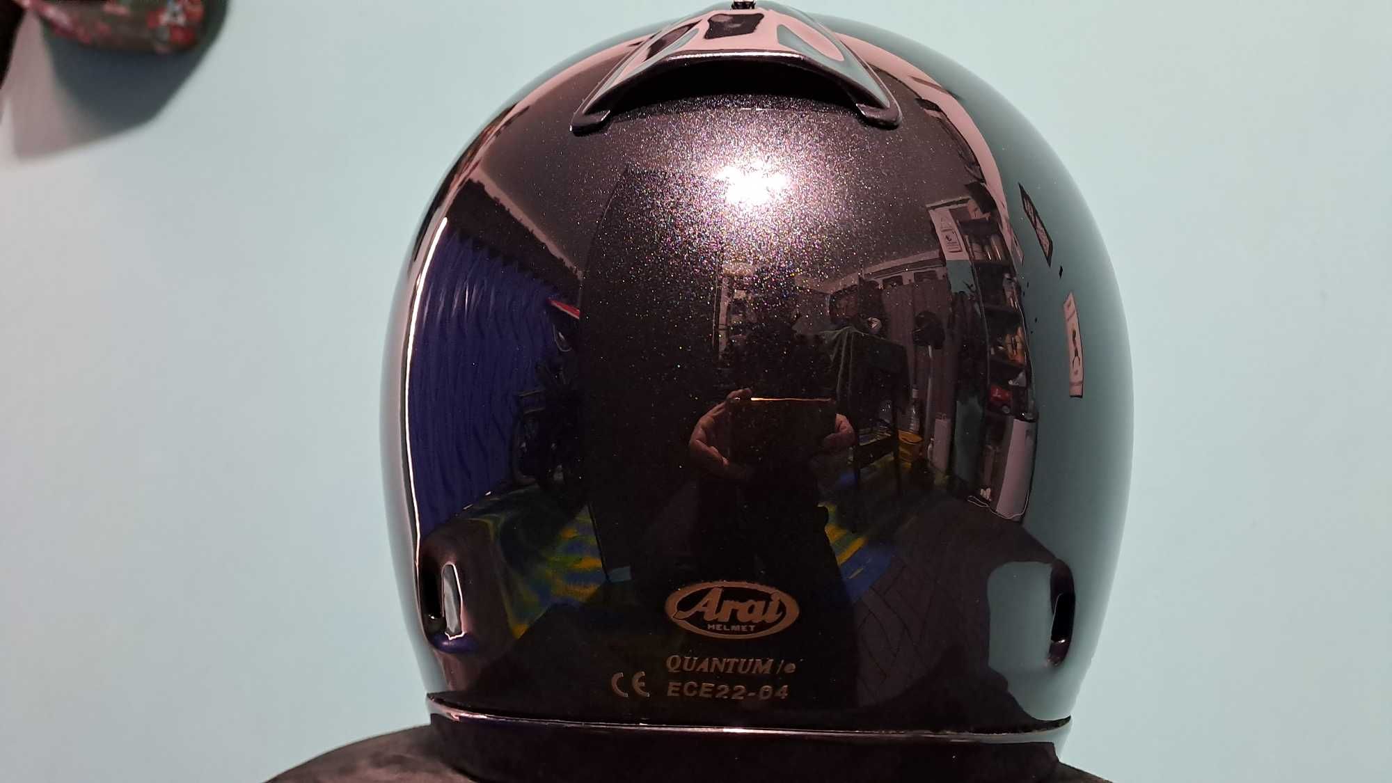 Arai quantum tamanho L pintura nova