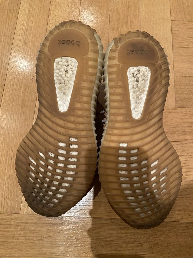 Adidas yeezy sesame